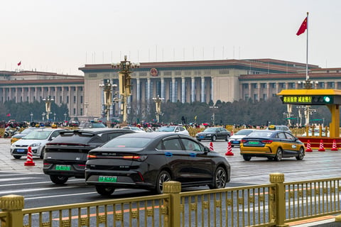 Analysis: China’s CO2 emissions fall in Q2 2026 due to plummeting oil use - Carbon Brief