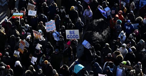 “Everybody Showed Up”: Stunning Crowds at Minnesota Day of Strike and Shutdown Against ICE