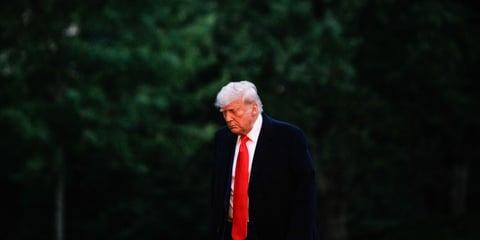 Trump’s Meme Coin Rallies as Investors Chase Mar-a-Lago Invites