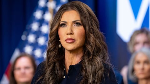 Homeland Security Secretary Kristi Noem’s bag, including $3,000 in cash, is stolen from DC restaurant | CNN Politics