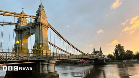 Hammersmith Bridge vehicle plans axed over £300m cost
