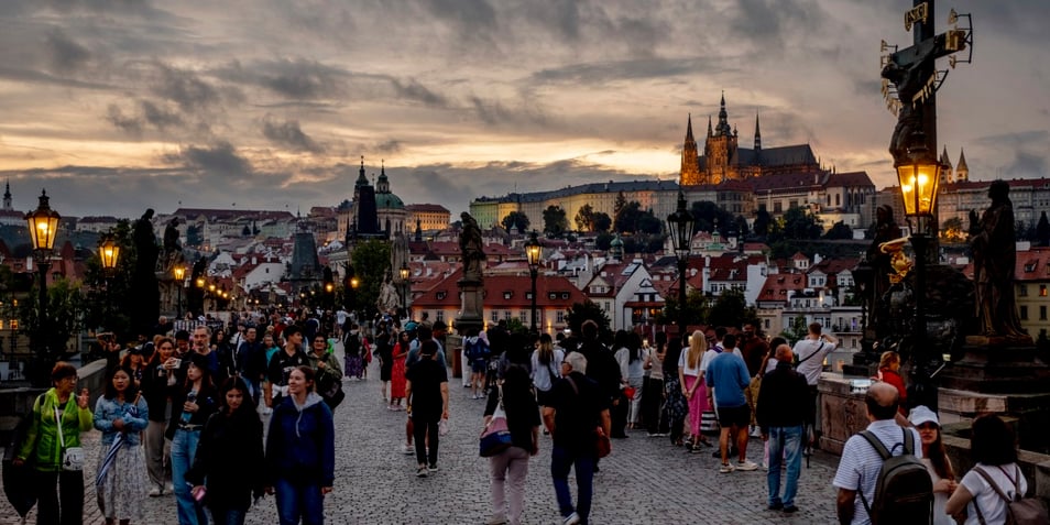 Americans Are Leaving the U.S. in Record Numbers