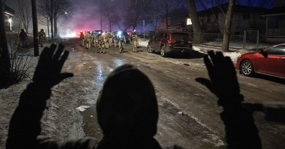 Opinion | I'm a Minneapolis sociologist who studies violence. Here's how ICE observers are helping.